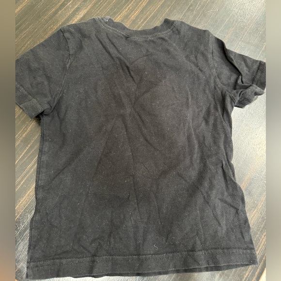 Boys short sleeve T-shirts Gymboree,Disney and Old Navy 18-24 M - Picture 12 of 12